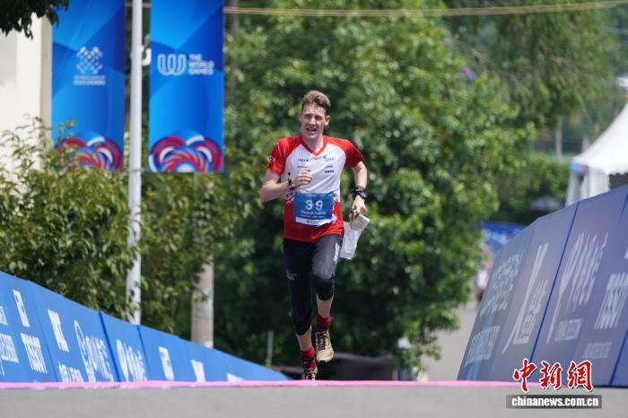 bt, 大家只在意, 陈信豪说