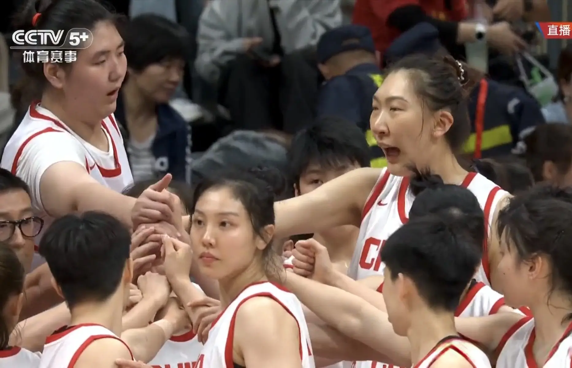 指出中国女, div