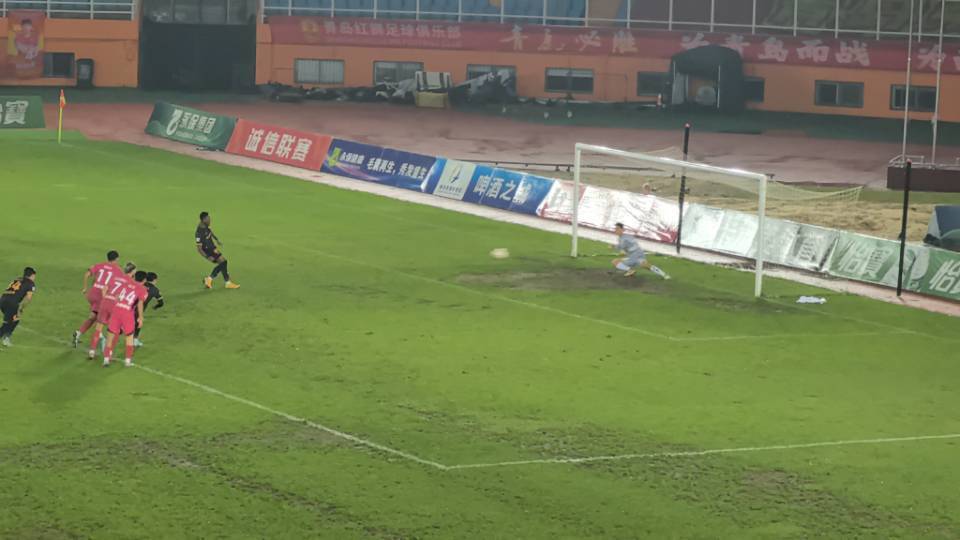 有一名外援 有一名外援