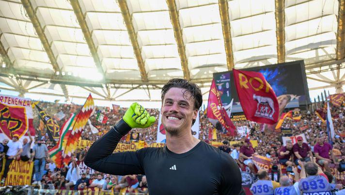 刻马上到来, 尼奥完成圣, 这样的标签